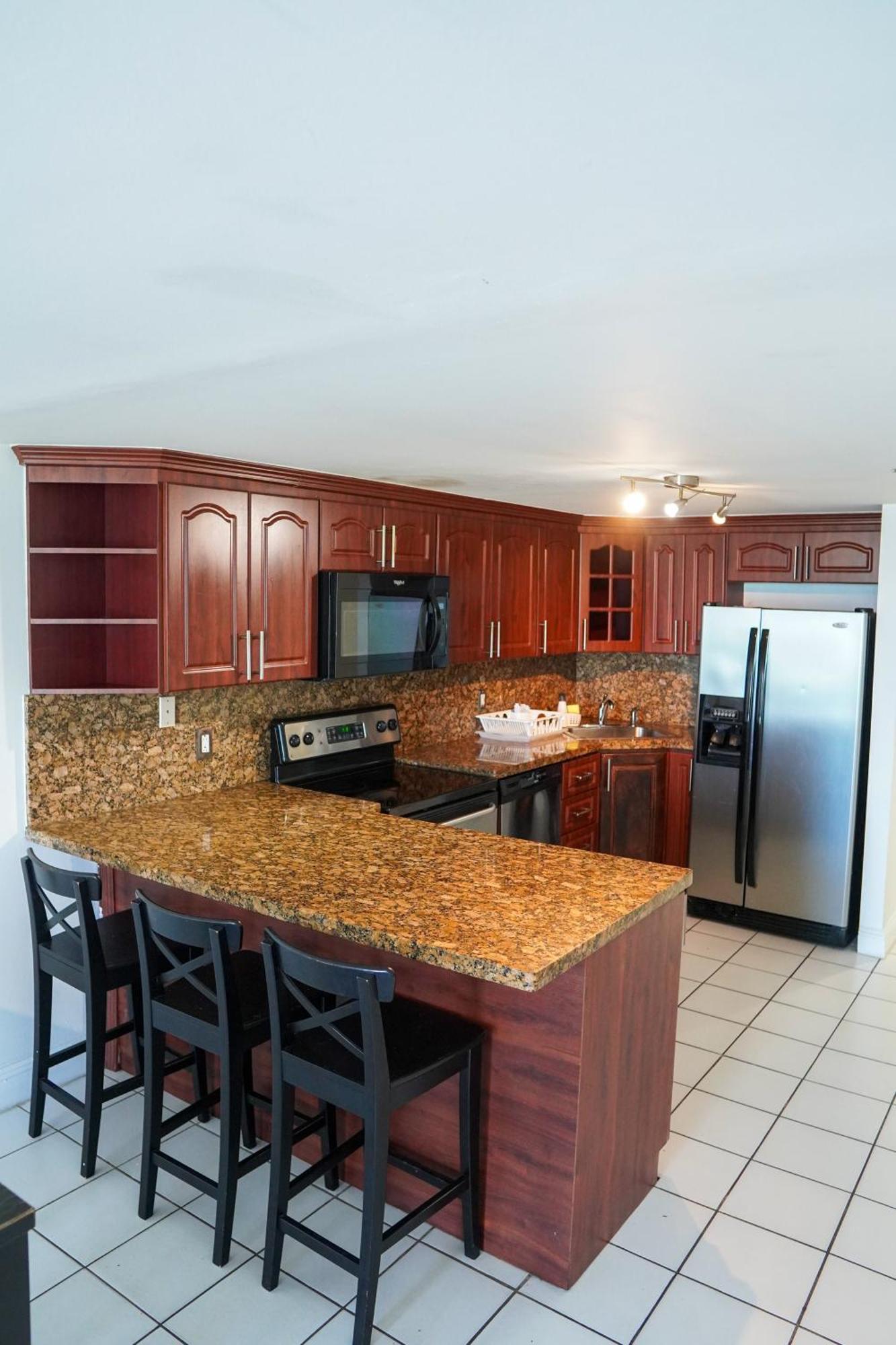 Shine Balcony Duplex 5 Apartment *
